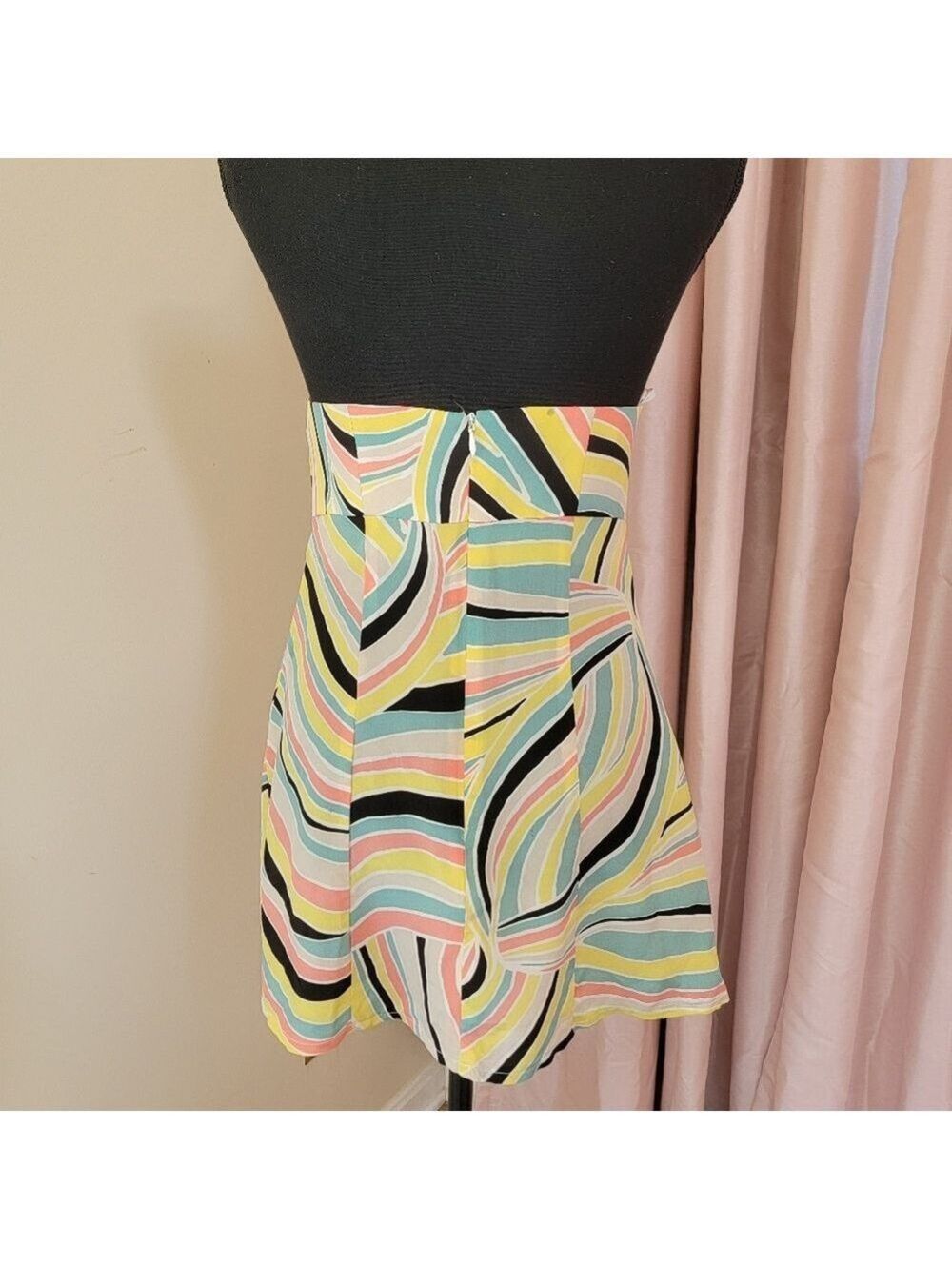 Nanette Lepore 100% Silk Raggae Multicolor Striped Halter Top Size 2 NWT - Picture 4 of 16